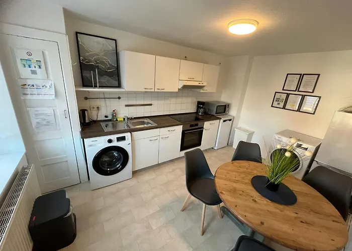 Geraeumige 2-zimmer Monteurunterkunft Mit Garten Und Ueberdachter Terrasse *