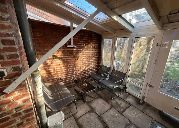 Geraeumige 2-zimmer Monteurunterkunft Mit Garten Und Ueberdachter Terrasse 基尔