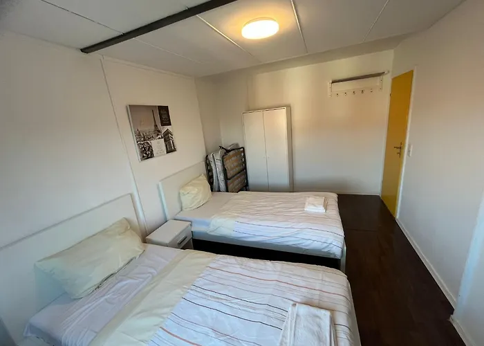 Geraeumige 2-zimmer Monteurunterkunft Mit Garten Und Ueberdachter Terrasse 公寓